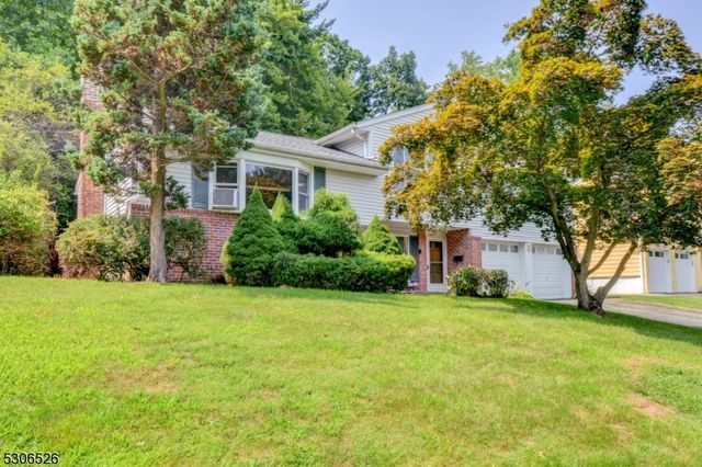 27 Cleveland Ter, West Orange Twp., NJ 07052