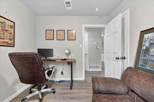 324 N Shore Place, Lewisville, TX 75067