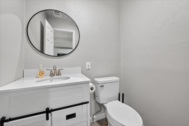 324 N Shore Place, Lewisville, TX 75067