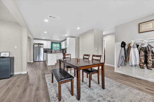 324 N Shore Place, Lewisville, TX 75067