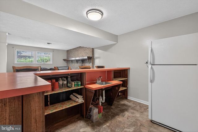 807 LANCELOT AVENUE, Mechanicsburg, PA 17055