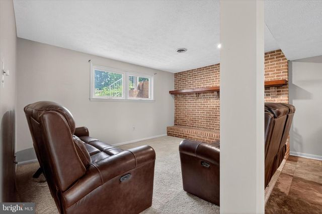 807 LANCELOT AVENUE, Mechanicsburg, PA 17055