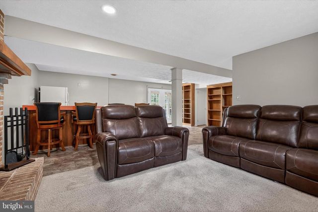 807 LANCELOT AVENUE, Mechanicsburg, PA 17055