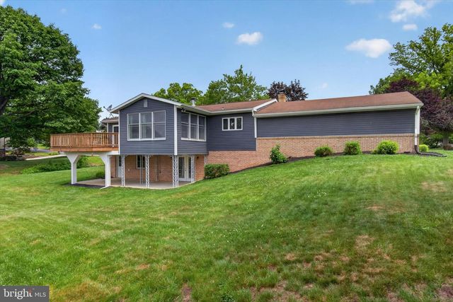 807 LANCELOT AVENUE, Mechanicsburg, PA 17055