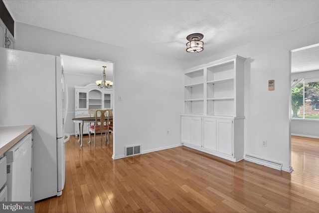 807 LANCELOT AVENUE, Mechanicsburg, PA 17055