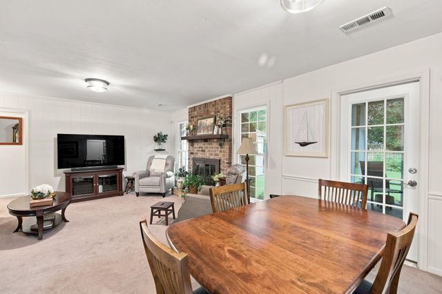 336 Canterbury Road, Charleston, SC 29407