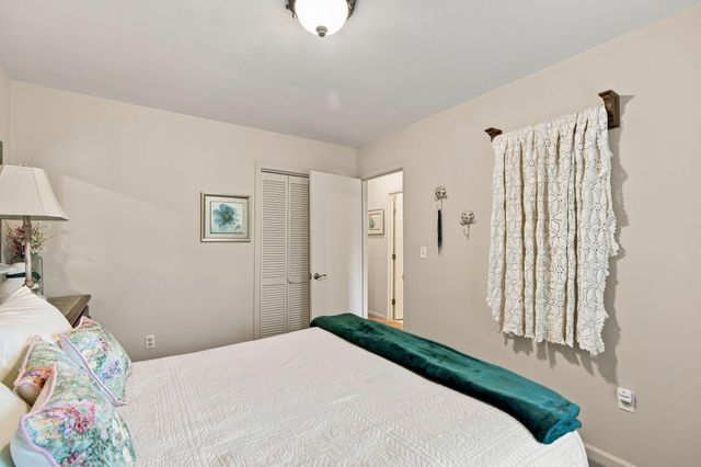 336 Canterbury Road, Charleston, SC 29407