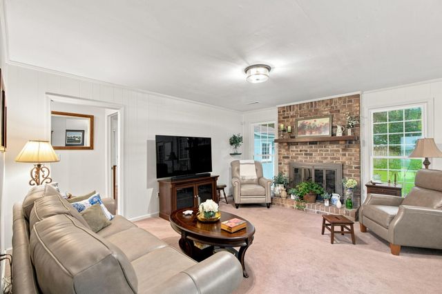 336 Canterbury Road, Charleston, SC 29407