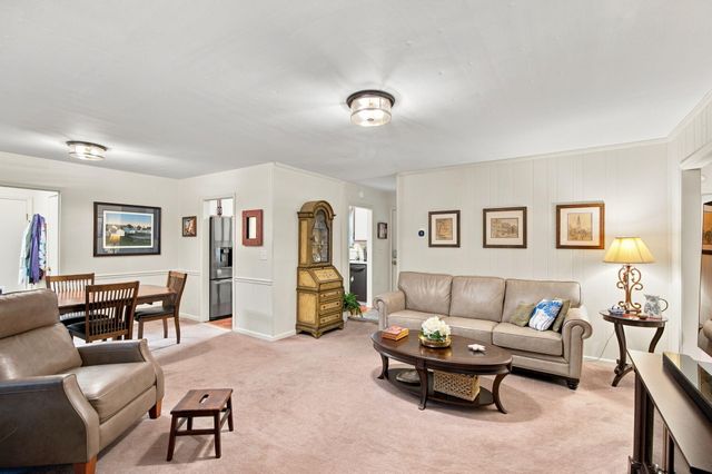 336 Canterbury Road, Charleston, SC 29407