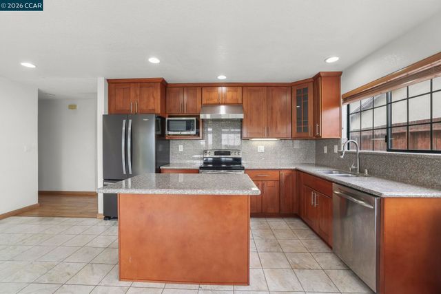 3438 Gregory Dr, Bay Point, CA 94565