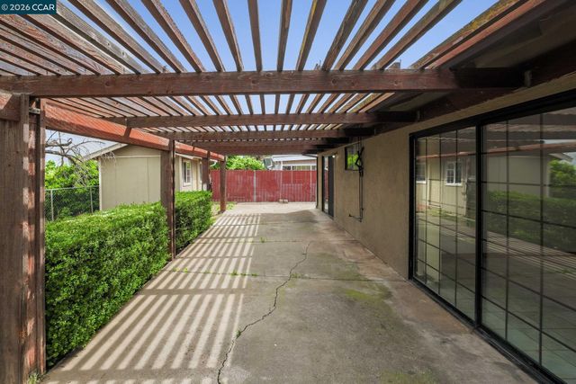 3438 Gregory Dr, Bay Point, CA 94565