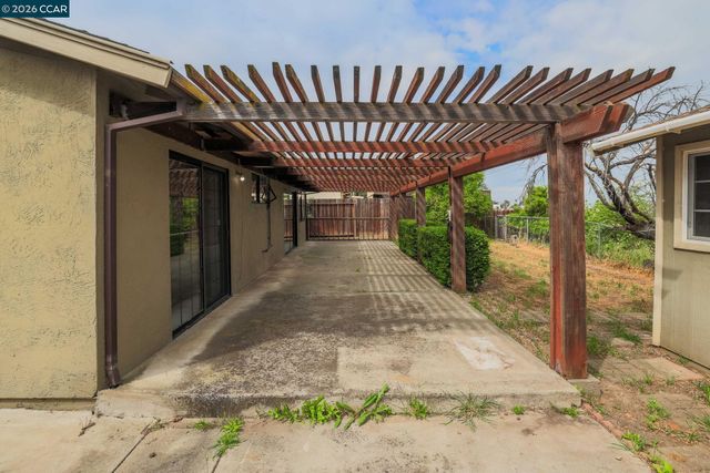 3438 Gregory Dr, Bay Point, CA 94565