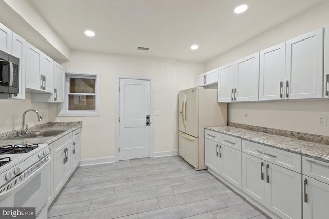 2419 BAKER ST, Baltimore, MD 21216