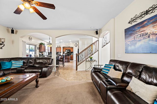 41209 W HAYDEN Drive, Maricopa, AZ 85138