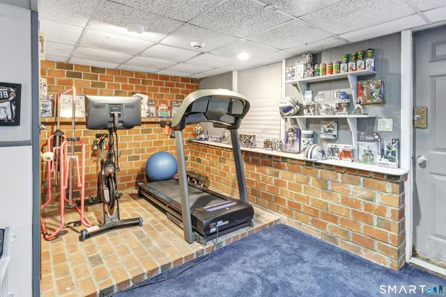 24 Valley Road, Shelton, CT 06484