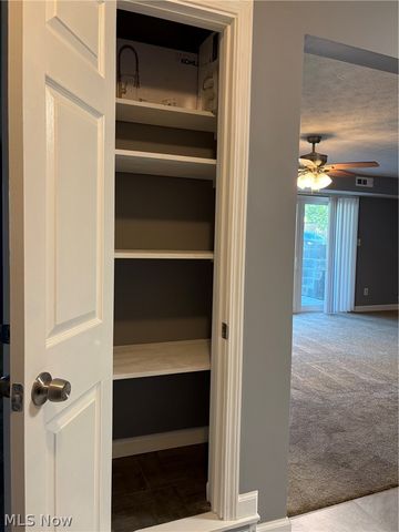 9600 Cove Drive B2, North Royalton, OH 44133