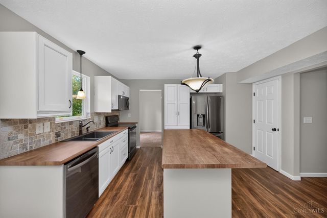 1321 Covedale Lane, Batavia Twp, OH 45102