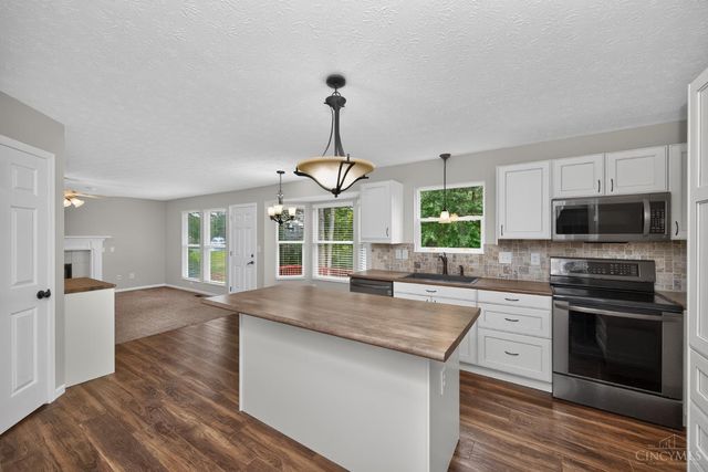 1321 Covedale Lane, Batavia Twp, OH 45102