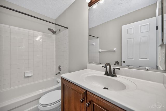 1321 Covedale Lane, Batavia Twp, OH 45102