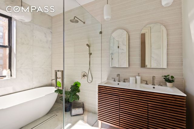 582 Quincy Street, New York City, NY 11221