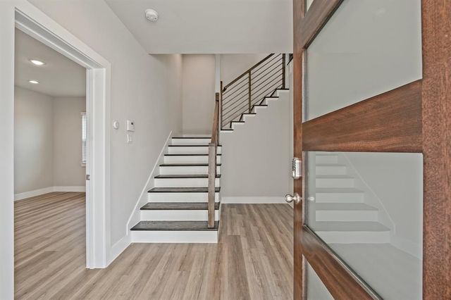 9016 Lonestar Creekbend Lane, Houston, TX 77080