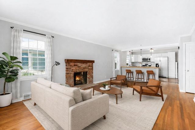 2966 Brownlee Avenue, Columbus, OH 43209