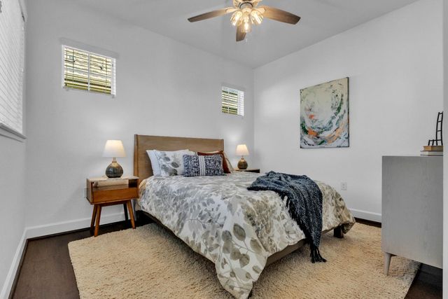 1037 Forbes Ln, Davis, CA 95616