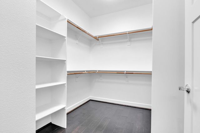 1037 Forbes Ln, Davis, CA 95616