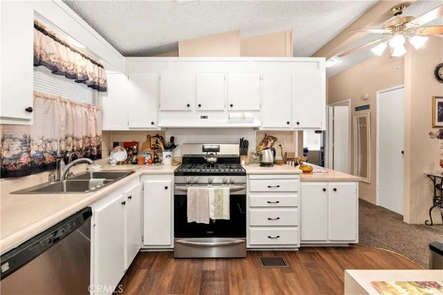 5001 W Florida 759, Hemet, CA 92545