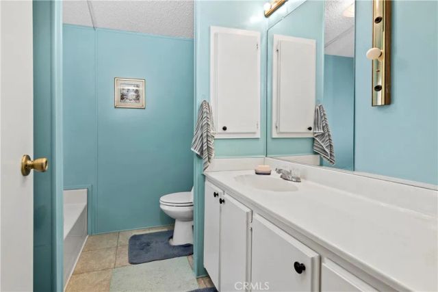 5001 W Florida 759, Hemet, CA 92545