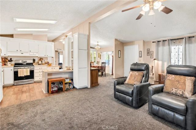 5001 W Florida 759, Hemet, CA 92545