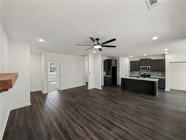 13 Fenchurch Drive, Bella Vista, AR 72715