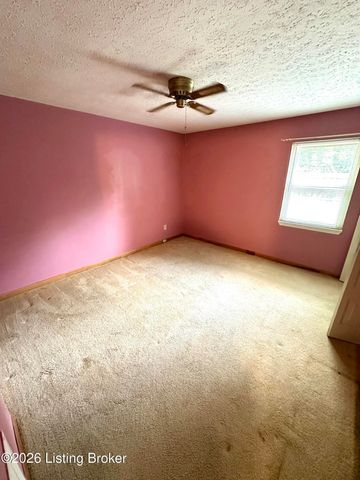 10903 Lanette Ct, Louisville, KY 40229