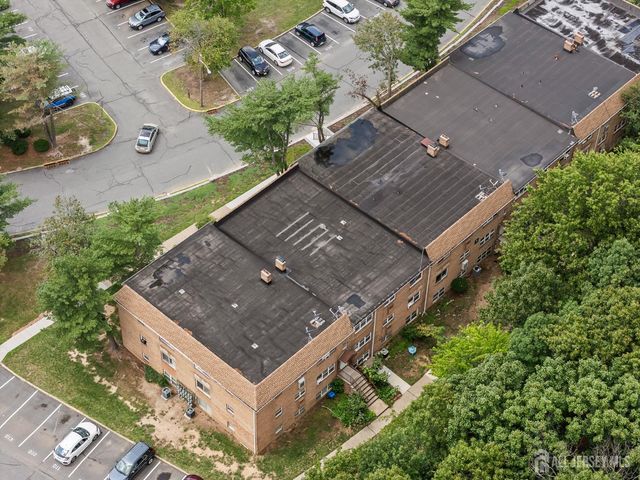 192 College Drive, Edison, NJ 08817