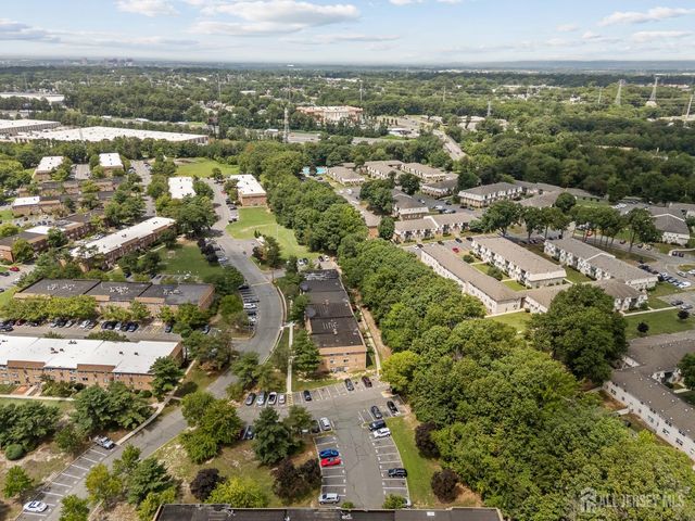 192 College Drive, Edison, NJ 08817