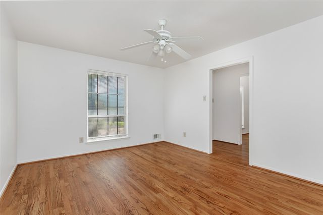 7505 Brentcove Circle, Dallas, TX 75214
