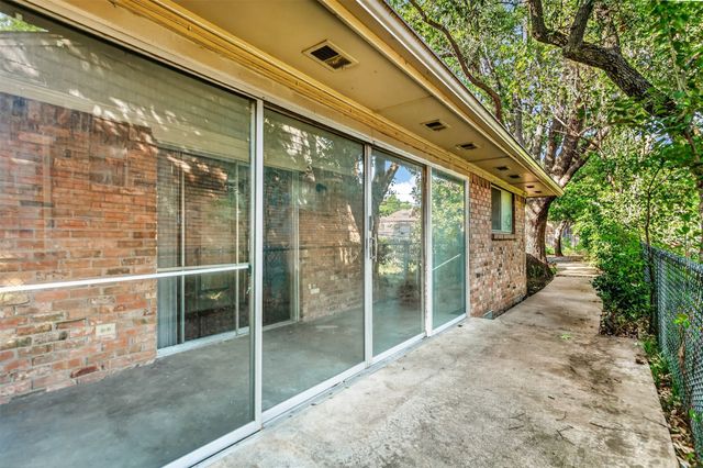 7505 Brentcove Circle, Dallas, TX 75214