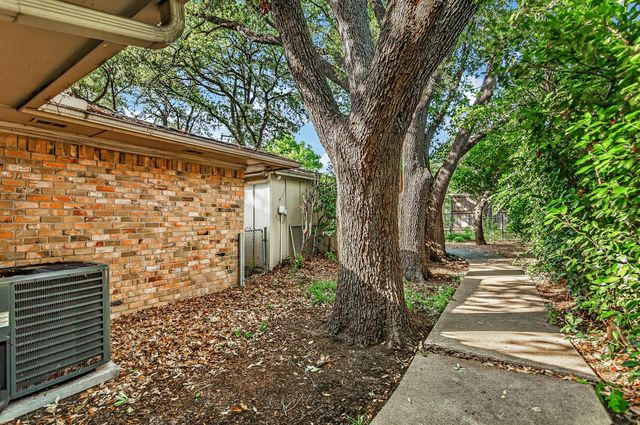 7505 Brentcove Circle, Dallas, TX 75214