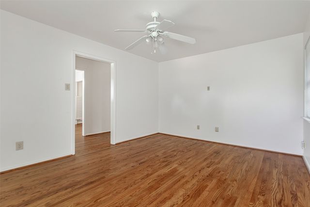 7505 Brentcove Circle, Dallas, TX 75214