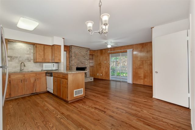 7505 Brentcove Circle, Dallas, TX 75214