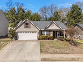 584 Cromwell Drive, Spartanburg, SC 29301