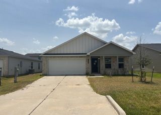 15690 Briar Forest Drive, Conroe, TX 77306