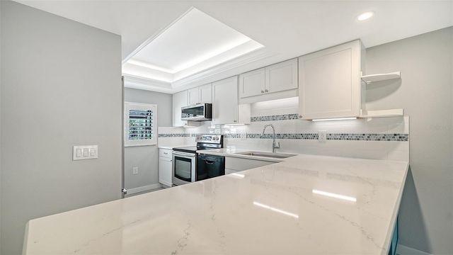 3262 CROSS CREEK DRIVE 3262, Sarasota, FL 34231
