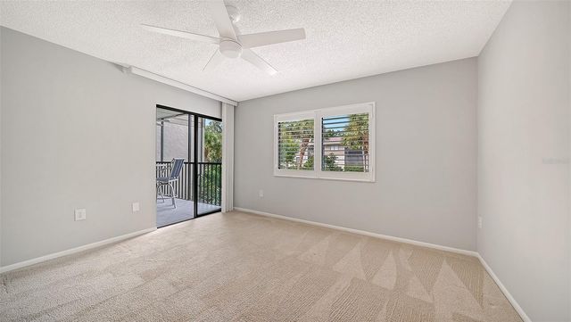 3262 CROSS CREEK DRIVE 3262, Sarasota, FL 34231
