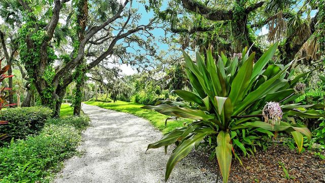 3262 CROSS CREEK DRIVE 3262, Sarasota, FL 34231