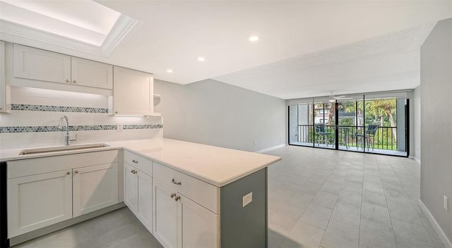 3262 CROSS CREEK DRIVE 3262, Sarasota, FL 34231
