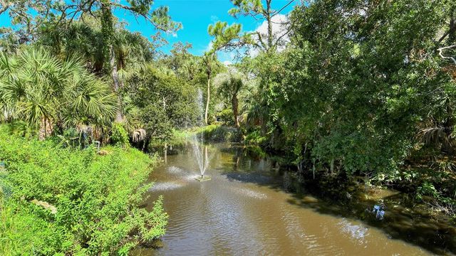 3262 CROSS CREEK DRIVE 3262, Sarasota, FL 34231