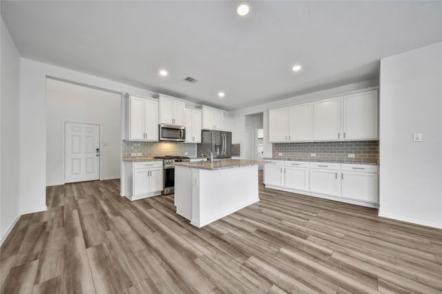 9245 Inland Leather Lane, Conroe, TX 77385