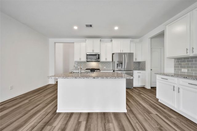 9245 Inland Leather Lane, Conroe, TX 77385