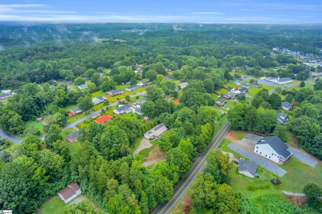 4724 State Park Road, Travelers Rest, SC 29690